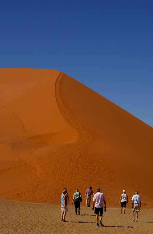344 Namibia Okt 2006 Duene Nr. 45, 170 m hoch, Entf.nach SesriemCamp.JPG